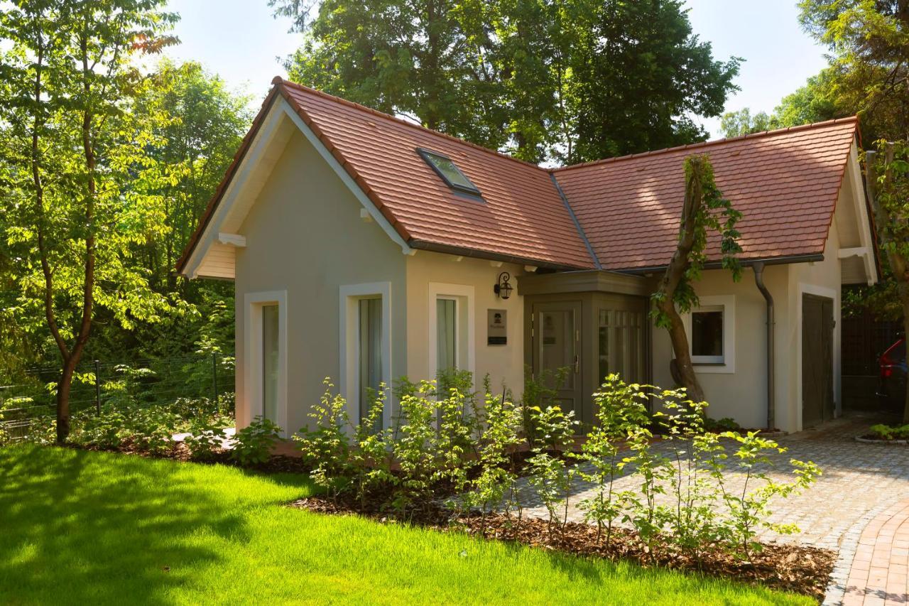 Willa Szwarc Sopot Luaran gambar
